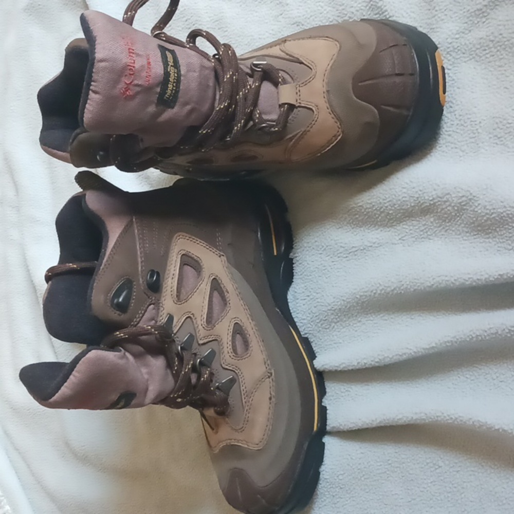 Columbia boots